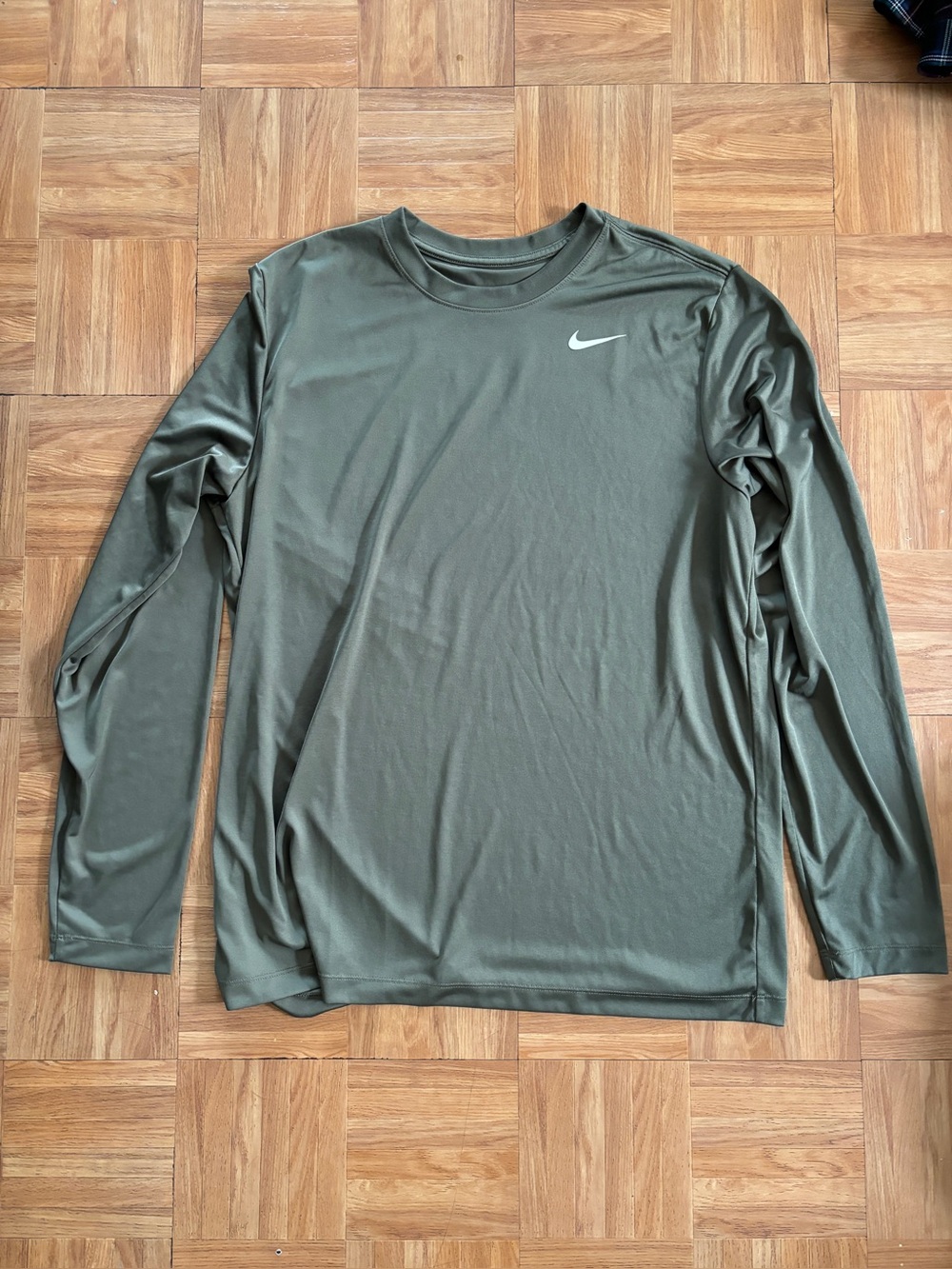 Nike Dri Fit long sleeve size L